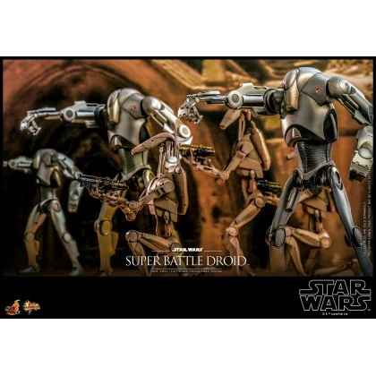 Super Battle Droid - Hot Toys MMS682 Star Wars: Attack Of The Clones 1/6th Scale Collectible Figure 3 Super Battle Droid - Hot Toys MMS682 Star Wars: Attack Of The Clones 1/6th Scale Collectible Figure - Image 3
