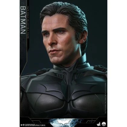 Batman - Hot Toys QS019 The Dark Knight Trilogy 1/4th Scale Collectible Figure 5 Batman - Hot Toys QS019 The Dark Knight Trilogy 1/4th Scale Collectible Figure - Image 5