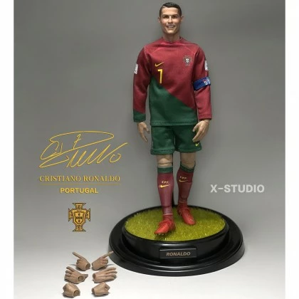 Cristiano Ronaldo (Smile Version) - X Studio CR7A 1/6th Scale Portugal 4 Cristiano Ronaldo (Smile Version) - X Studio CR7A 1/6th Scale Portugal - Image 4