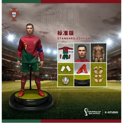 Cristiano Ronaldo (Standard Edition) - X Studio CR7E 1/6th Scale 2 Cristiano Ronaldo (Standard Edition) - X Studio CR7E 1/6th Scale - Image 2