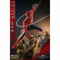 Friendly Neighborhood Spider-Man - Hot Toys MMS661 Spider-Man No Way Home 1/6th Scale Collectible Figure