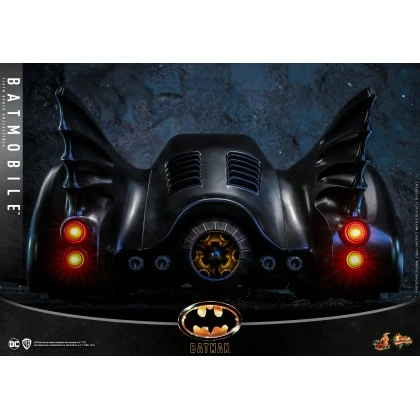 Batmobile - Hot Toys MMS694 Batman (1989) 1/6th Scale Collectible 5 Batmobile - Hot Toys MMS694 Batman (1989) 1/6th Scale Collectible - Image 5