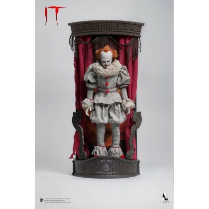 Pennywise Premium Edition (A) - Queen Studios InArt 1/6th Scale IT Collectible Figure 4 Pennywise Premium Edition (A) - Queen Studios InArt 1/6th Scale IT Collectible Figure - Image 4