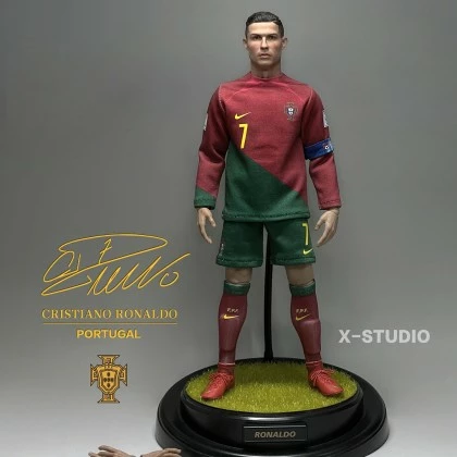 Cristiano Ronaldo (Calm Version) - X Studio CR7B 1/6th Scale Portugal 1 Cristiano Ronaldo (Calm Version) - X Studio CR7B 1/6th Scale Portugal