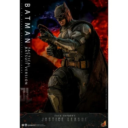 Batman (Tactical Batsuit Version) - Hot Toys TMS085 Zack Snyder's Justice League 1/6th Scale Collectible Figure 5 Batman (Tactical Batsuit Version) - Hot Toys TMS085 Zack Snyder's Justice League 1/6th Scale Collectible Figure - Image 5