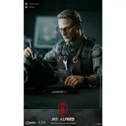 Mr Alfred - Daftoys 1/6th Scale Justice League Butler