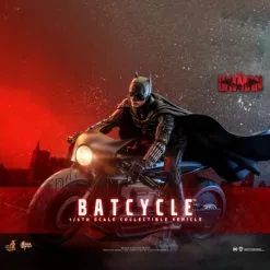 Batcycle - Hot Toys MMS642 The Batman 1/6th Scale Collectible Vehicle
